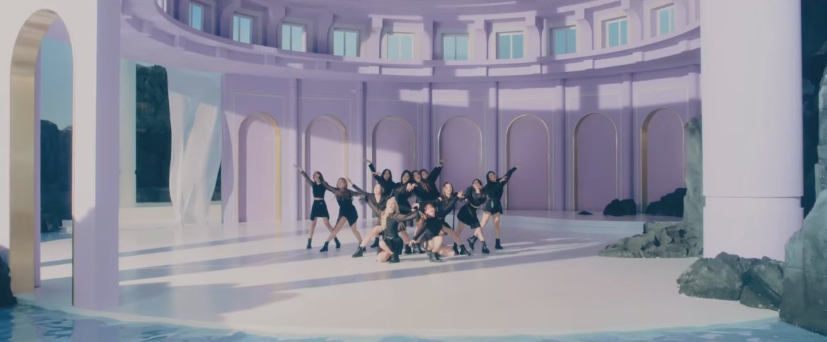 notthing_r's tweet photo. 5年前に12人が起こしてくれた
バタフライ・エフェクトは
小さかったかもしれない

けれど確実に世界中の人たちへ伝わってる https://t.co/nOYQbO6VX0