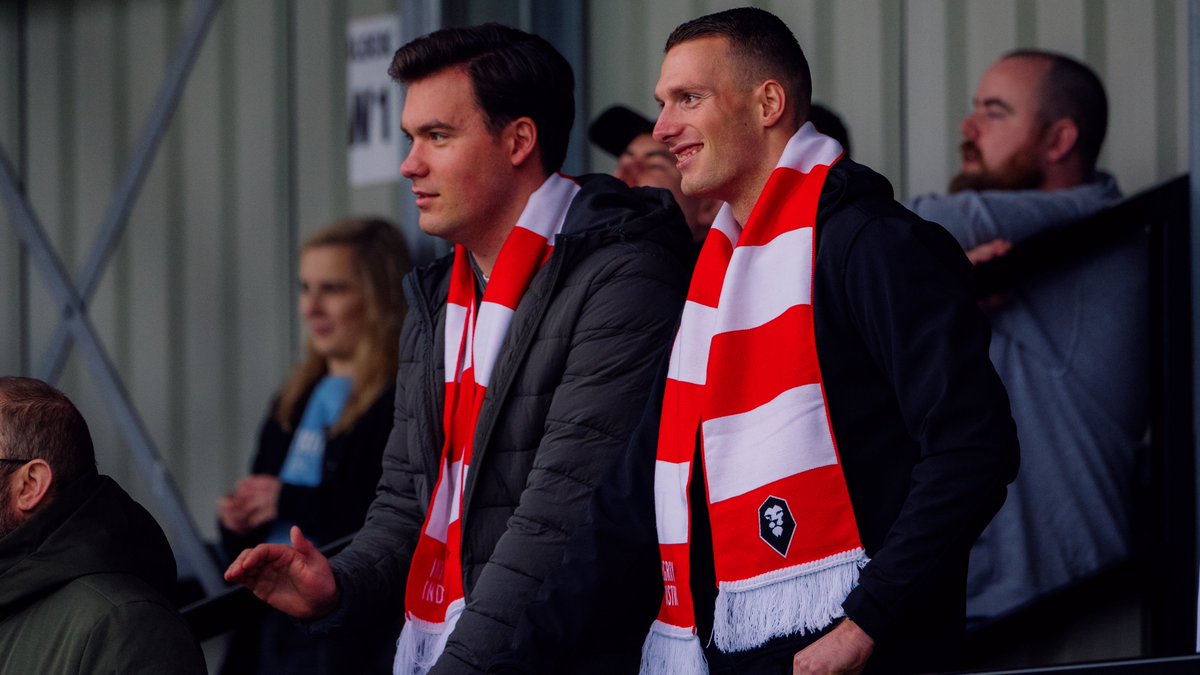 SalfordCityFC's tweet photo. 👋❤️ https://t.co/9kLZysyHtU