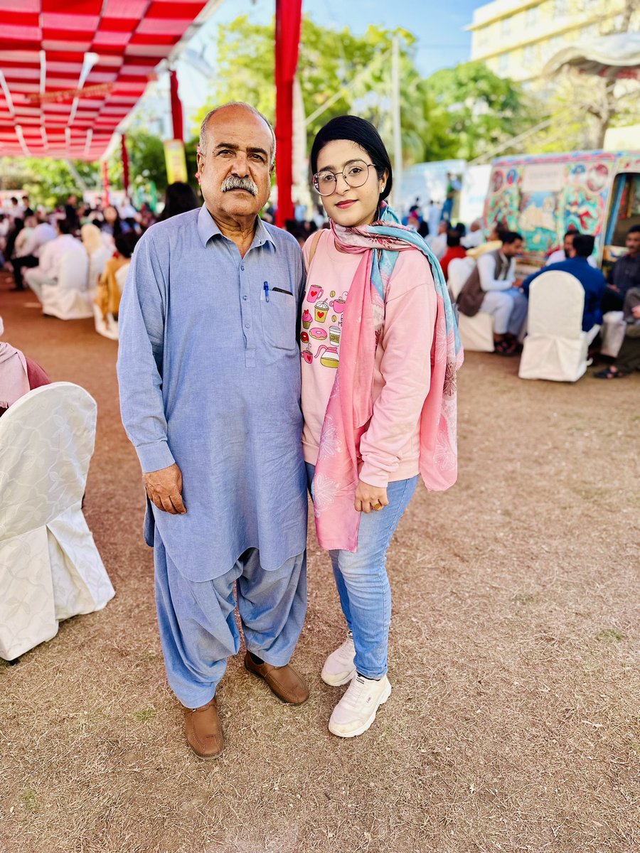 mahin_baloch's tweet photo. KLF 2024 ❤️
With baba jan ustad Mir Mohammad Ali Talpur ❤️
#mistaghfoundation
#mahinwahidbaloch https://t.co/sG4rhtY4og