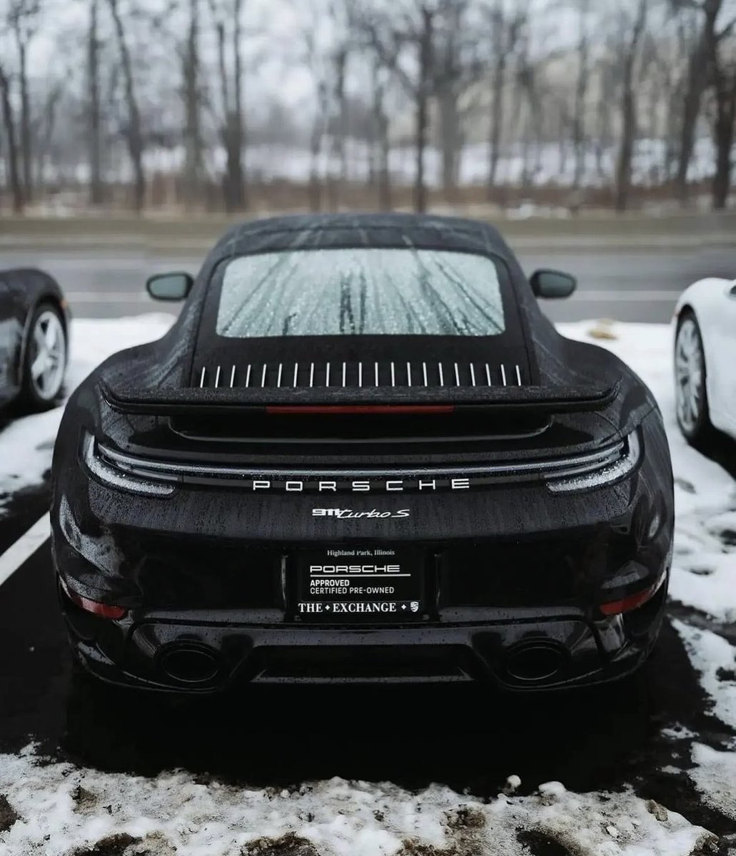 LUX Cars tweet media