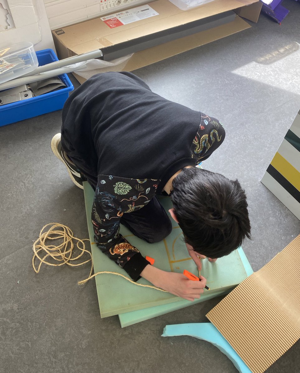 Mejorando poco a poco nuestro proyecto para la gran final FLLSpain. 
🙌🏻♟️🧠