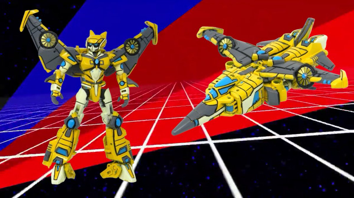 ChromeTyranno's tweet photo. Transformers United:  Animated Universe Sari Sumdac
Look who got a new upgrade!  And with WINGS!!
(Retweets appreciated as always :D) https://t.co/LR9PqZJmSz