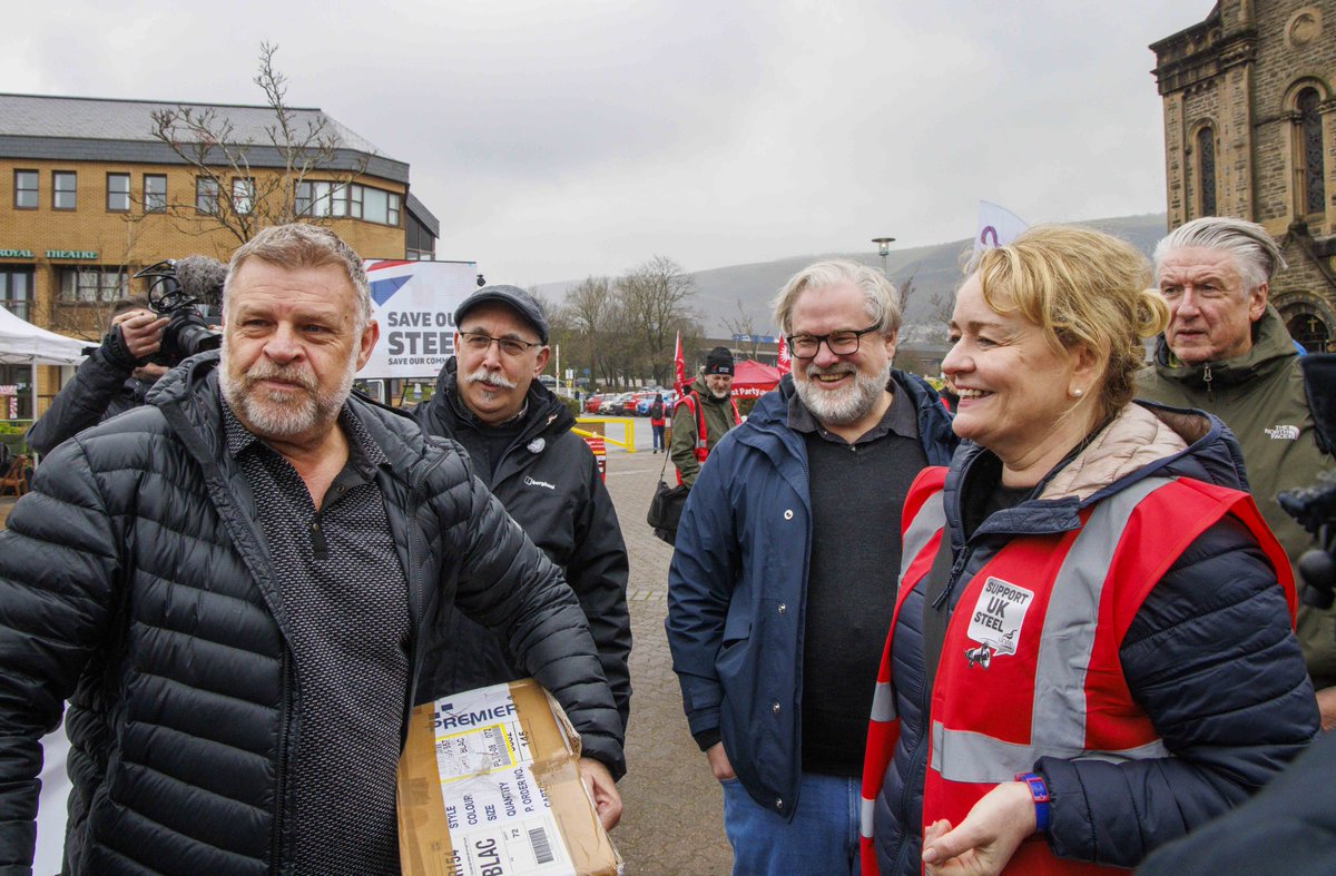 UniteSharon's tweet image. There should be a bright future for UK steel, the market is there as a tenfold increase in demand is predicted. Politicians keep talking about the need for growth, there it is.
Invest in #UKSteel, invest in the future, for #PortTalbot, Llanwern &amp;amp; all others throughout Britain.