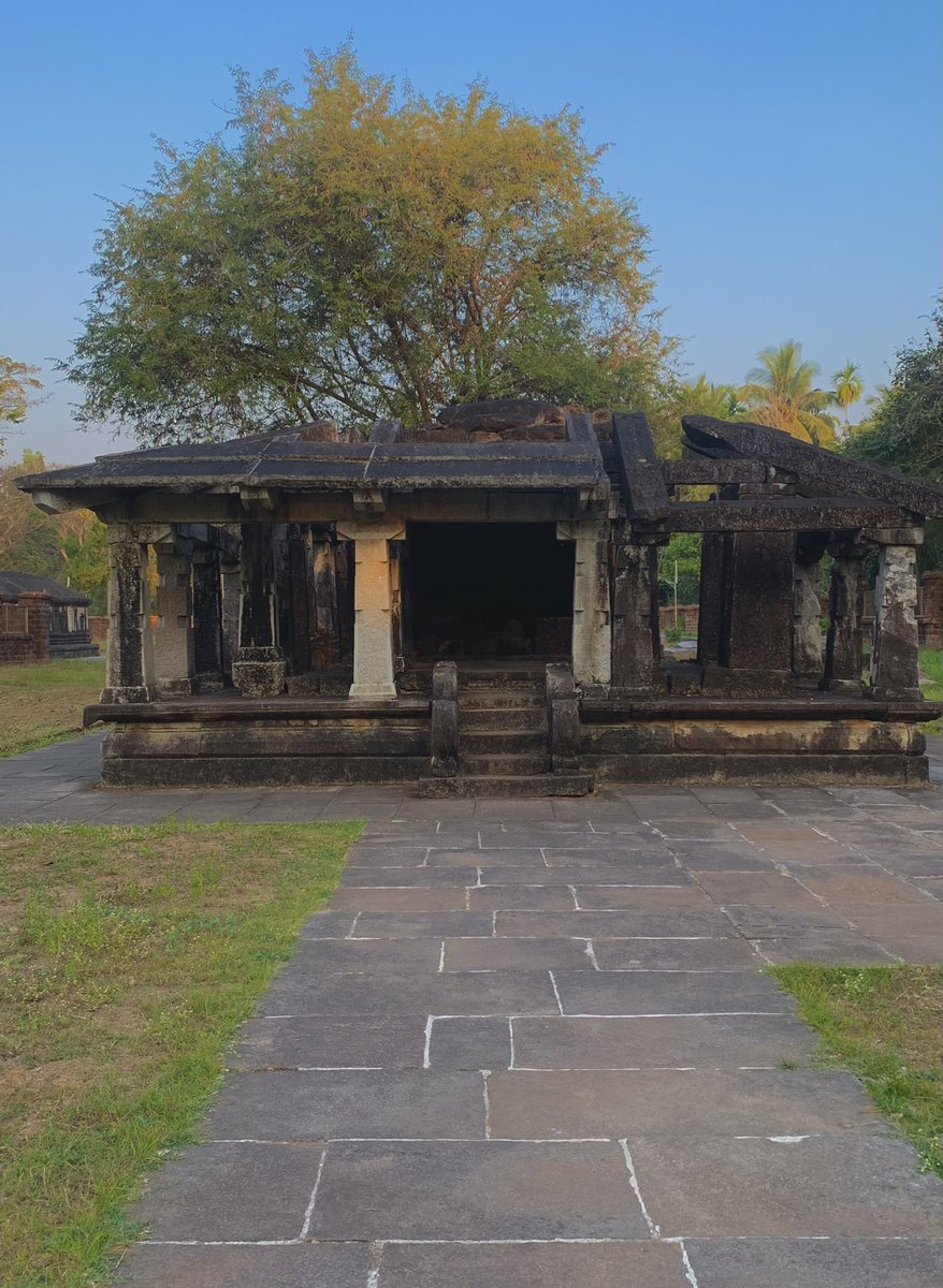 adarshpp's tweet image. A long lost Jain Temple - Katthale Basadi, Barkur
#Karnataka #Jainism