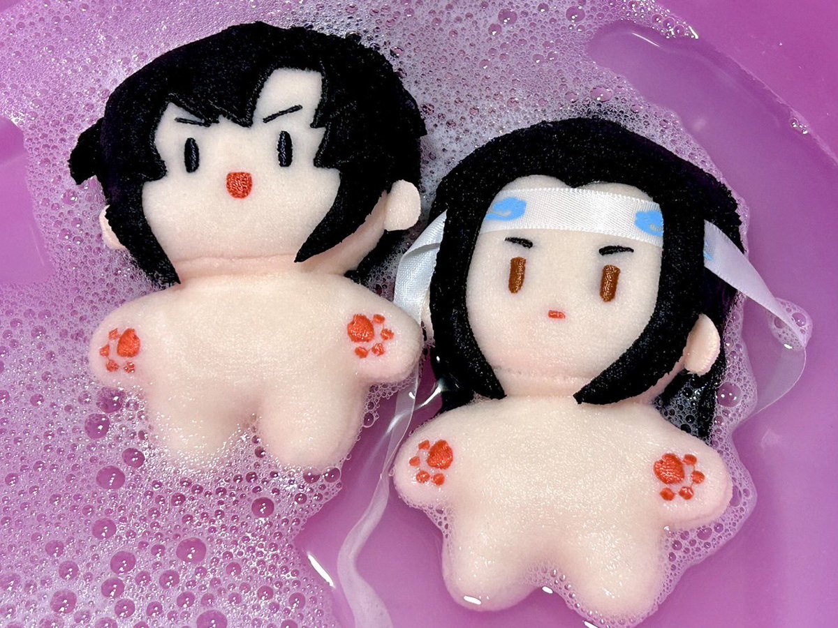 fish_i_i_'s tweet photo. 幫醜醜忘羨洗澡🛁 https://t.co/74Vfs5hB5o