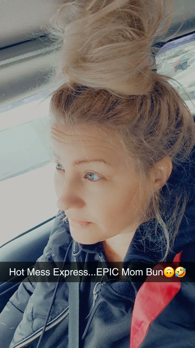 InkedDeviant's tweet photo. Waiting For Nick In My Truck At The Grocery Lookin' A Right Hot Mess...π€£
#SundayVibes #ZeroFcks https://t.co/FVMrdkMebN