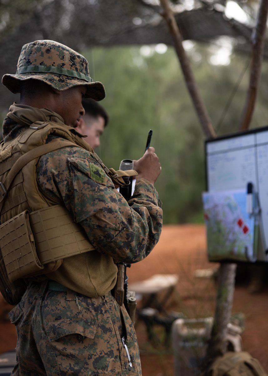 USMC's tweet photo. #Marines with @3d_Marine_Div conduct a field exercise at Kahuku Training Area, Hawaii, Feb. 8. 

During the training, the Marines conducted tactical logistic operations, supporting 3d Marine Littoral Regiment units while confronted with notional enemy interference. 

#USMC https://t.co/iCyZZVBy7q