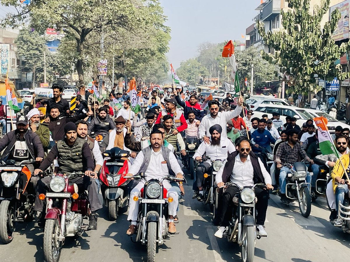 ankurmehta_adv's tweet photo. युवा कांग्रेस की 'रोजगार दो, न्याय दो ' मुहिम के तहत 📍ज़िला यमुनानगर में @Haryana_YC के साथियों द्वारा बाईक रैली निकाली गई। @DeependerSHooda 
@Allavaru @srinivasiyc @DivyanshuB_raja 
@ArunaMahajan2 @vishalsaini2187 https://t.co/FeQGsjfUFb
