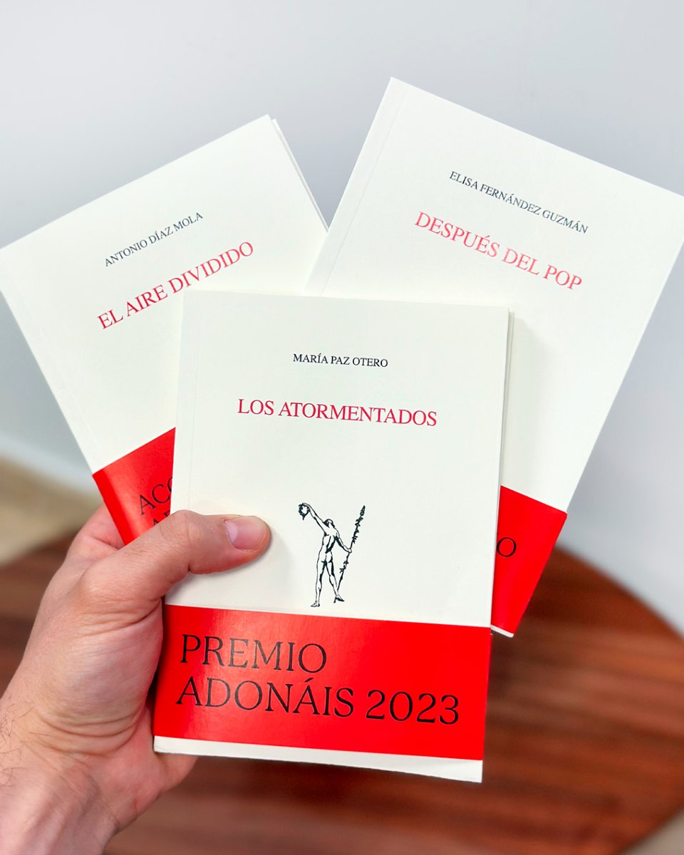 EdicionesRialp's tweet photo. En marzo os traemos catorce novedades. Entre ellas están los tres poemarios ganadores del @PremioAdonais en su edición 2023.

Si este tuit llega a 100 likes sorteo un ejemplar entre todos los que deis RT. 😉 https://t.co/coXVdTBtOP
