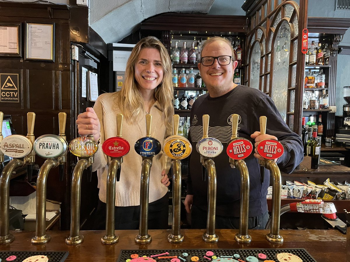 saragezdari's tweet photo. Deadline is approaching to nominate your local #communityheros @LBRUT I’ve nominated the wonderful Jay Karter of @TheCoach_Barnes for his tremendous work across our community in fundraising &amp; supporting the vulnerable &amp; lonely with great food, events &amp; companionship! @BCA4Barnes https://t.co/Q2jzgvQodM