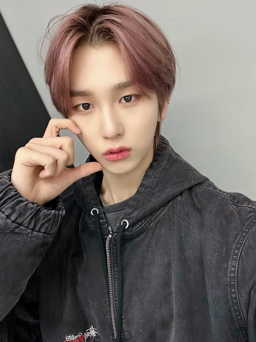 EpexCL's tweet photo. #BAEKSEUNG🐱 | 240218
Actualización de Hyunwoo en X

“Hagamos nuestro mejor esfuerzo esta semana~ 🫶”

©️ by_epex

『𝙀𝙋𝙀𝙓 𝘾𝙃𝙄𝙇𝙀』🫧 
@the_EPEX @by_EPEX @EPEX_JPN #CanWeSurrender #EPEX #ZENITH https://t.co/rCMEkRygmH