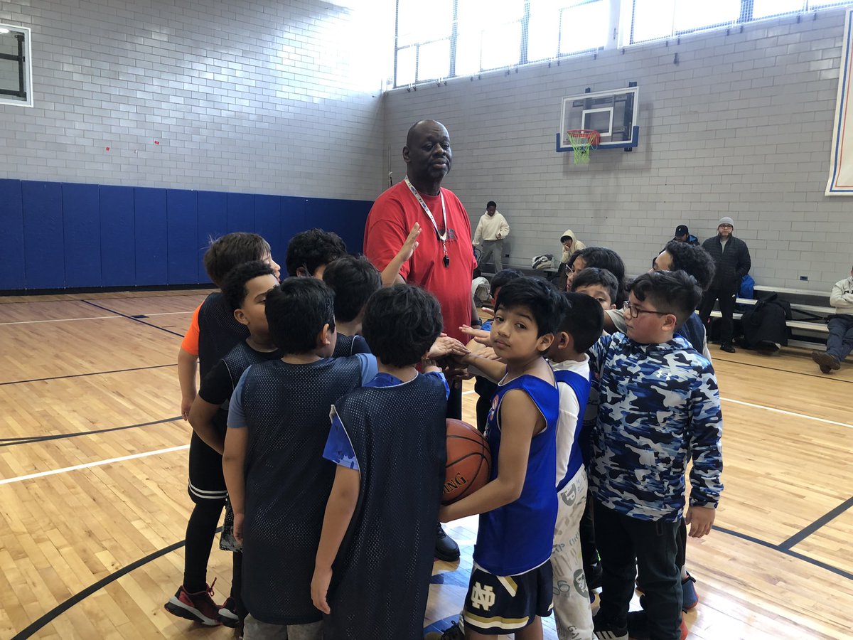BeyondTheGameC1's tweet image. My BTGC 3rd-4th graders gearing up yesterday with their training for our March Madness that starts on Saturday March 2nd and every Saturday to March 23rd. 
#back2basic
#basketballtraining
#youthdevelopment
beyondthegameconnection.com