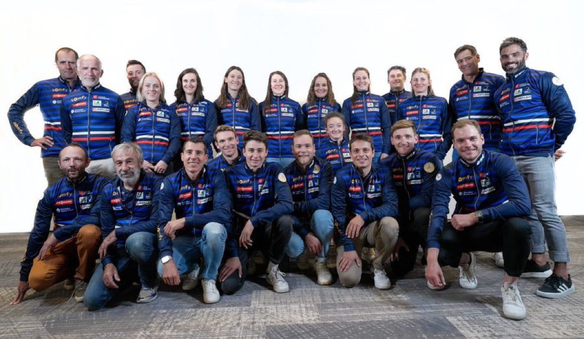 Biathlon_FRA's tweet photo. 🇫🇷 La France termine en tête du tableau des médailles des championnats du monde pour la 4ème fois de son histoire 

1995 ( 3🥇 / 8 🎖️ ) 
2015 ( 3 🥇 / 6 🎖️ )
2016 ( 6 🥇 / 11 🎖️ ) 
2024 ( 6 🥇/ 13 🎖️)

Un énorme bravo à toute l’équipe !! https://t.co/BUwysLn9KO