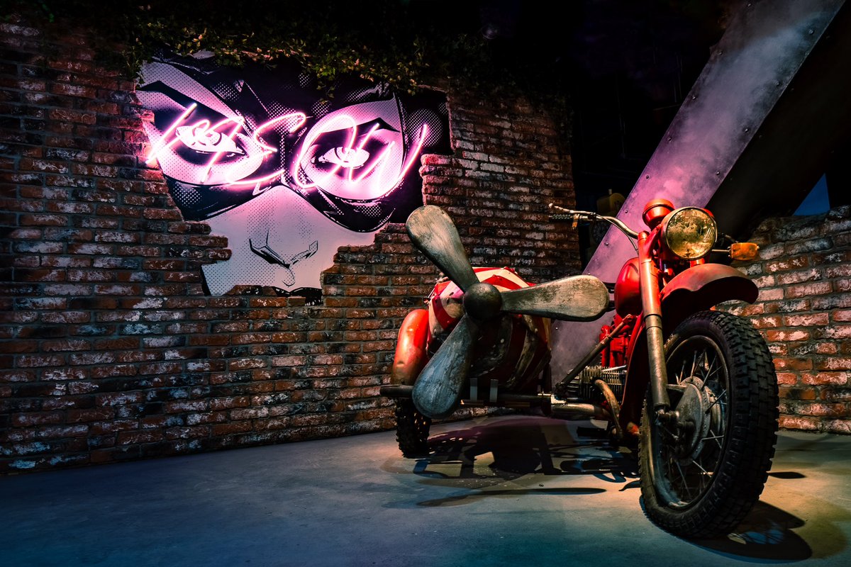 📍🦇  Aujourd’hui on teste l’expérience "The Joker : Joke’s on You" de <a href="/batman_escape/">Batman Escape</a> à #Paris, créée en association avec @DCComics_FR et <a href="/warnerbrosfr/">Warner Bros France</a> ! Une mission entre le théâtre immersif 🎭 et l’#ActionGame 💪