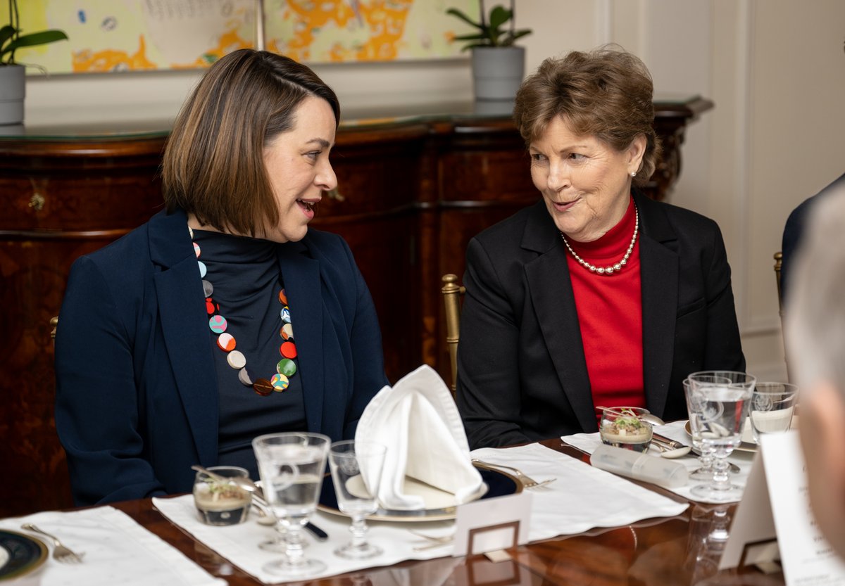 USAmbHungary's tweet image. Important discussion between a bipartisan group of senior U.S. senators and a cross-section of Hungarian civil society organizations and experts.