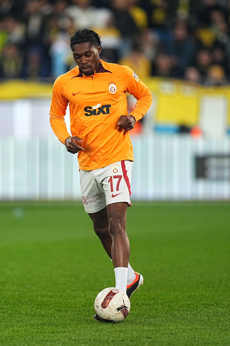 Derrick Köhn neymiş ya çok iyi topçu 

Ankaragücü - Galatasaray