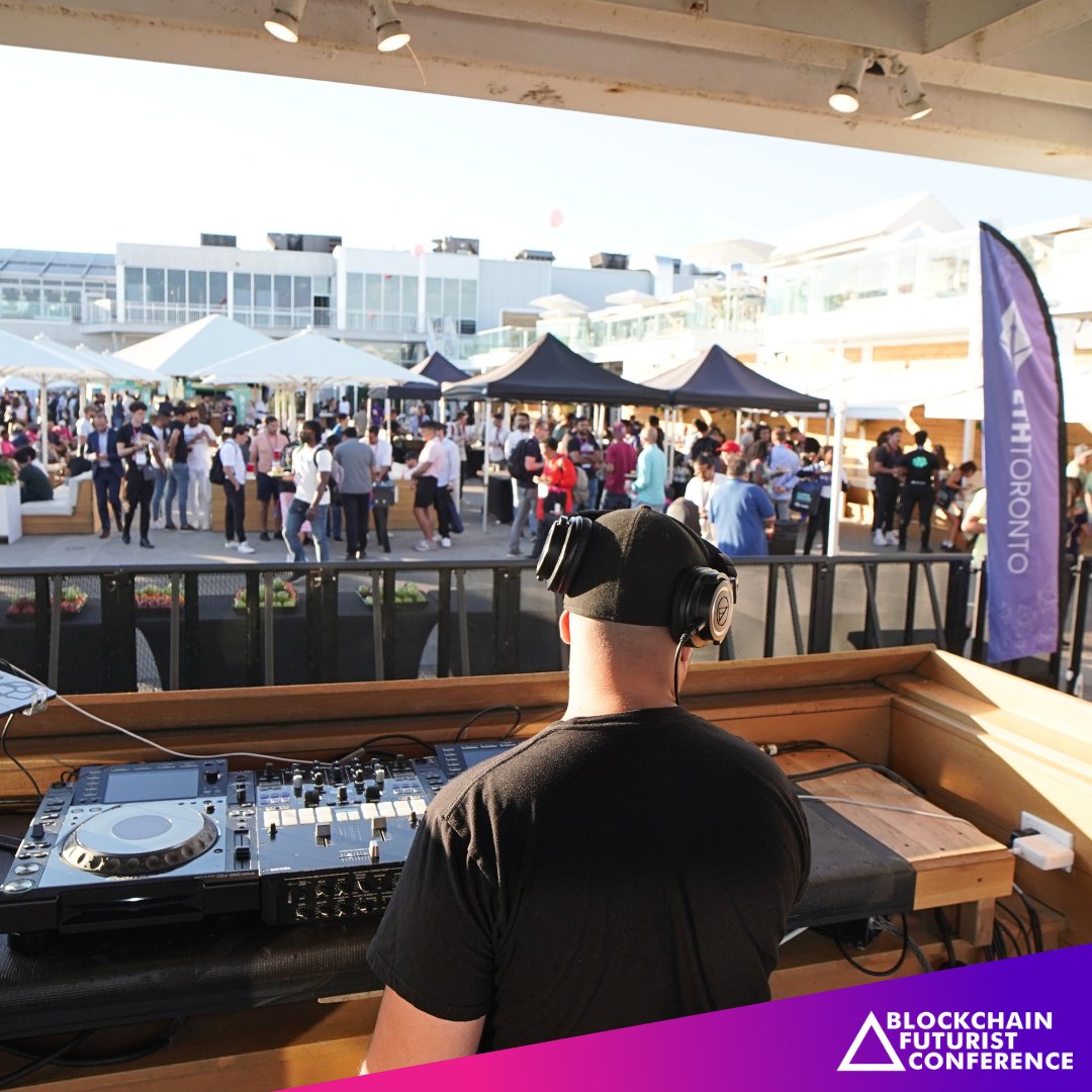 🎧 GM from the DJ Booth 🎧 Our Closing Cabana Party brings the Web3 World Together 🫶 All attendees from @Futurist_conf, @ETH_Toronto, and @Ethereum_Women come out for this 🎉 Over 7000+ web3 visionaries to discuss the future 🔮 🎟 Get your tickets now 🎟 #Crypto