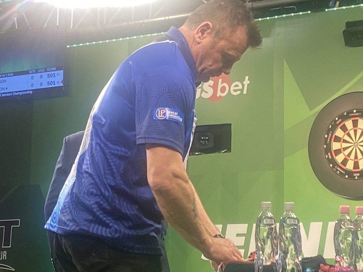 Dunmall's tweet photo. Game on at @SeniorsDarts Sunday https://t.co/RZYE0HsISN
