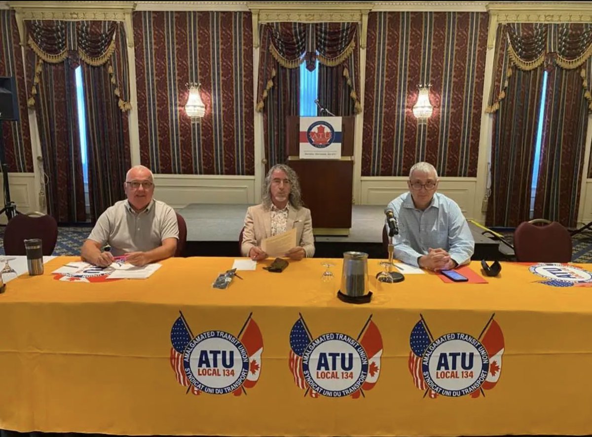 Negotiations between ATU Local 134 and West Vancouver District have been ongoing since Dec 1, 2023. We're pushing for a fair deal by the March 31 deadline. Support us by retweeting and showing some ❤️!

#UnionStrong #FairContractNow #UnityInAction <a href="/ATUComm/">ATU, Transit Union</a> <a href="/atu_canada/">ATU Canada</a> <a href="/ATU588/">Regina ATU Local 588</a>