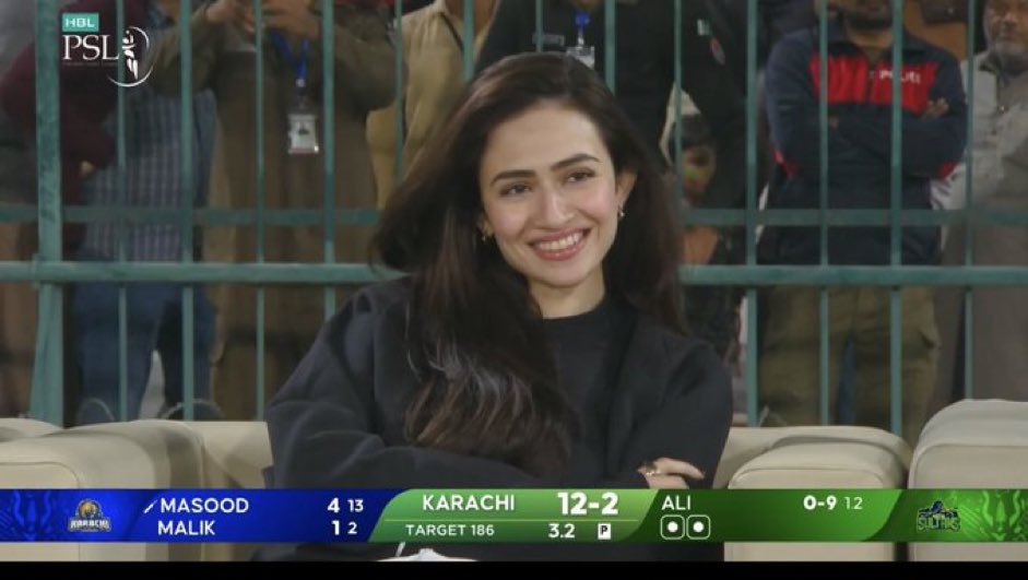 Zindagi to Shoaib bhai jee rahe hein 🤫😂🔥 #HBLPSL #HBLPSL2024 #HBLPSL9