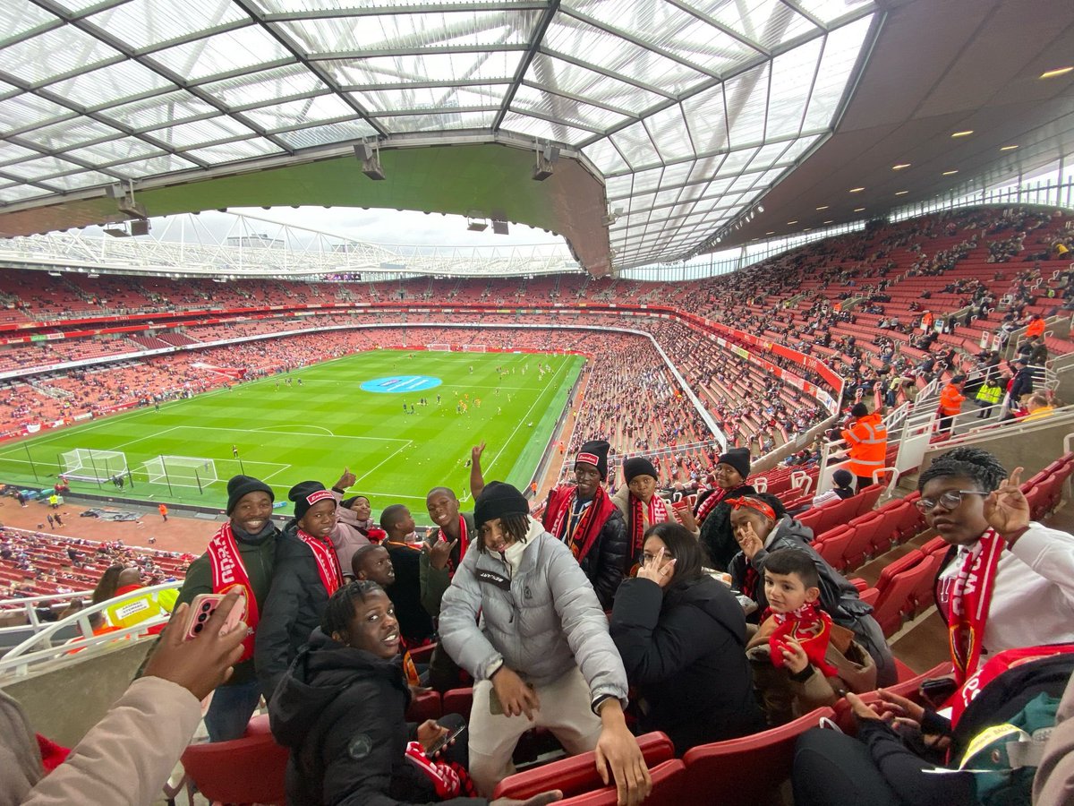sharedifference's tweet image. On Saturday we were thrilled to be part of the record breaking crowd to watch @ArsenalWFC beat Manchester United 3-1. The atmosphere was amazing and we even started a Mexican wave!! 🧡