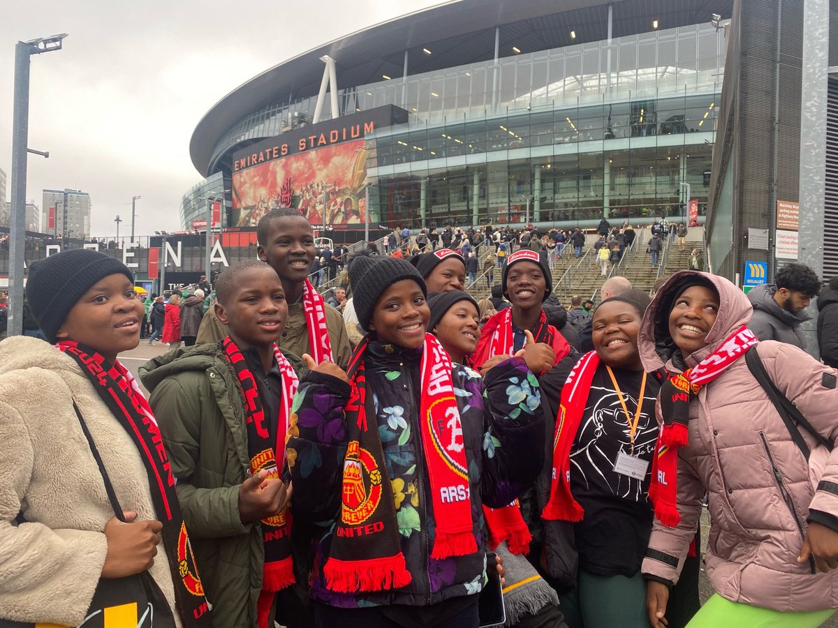 sharedifference's tweet image. On Saturday we were thrilled to be part of the record breaking crowd to watch @ArsenalWFC beat Manchester United 3-1. The atmosphere was amazing and we even started a Mexican wave!! 🧡