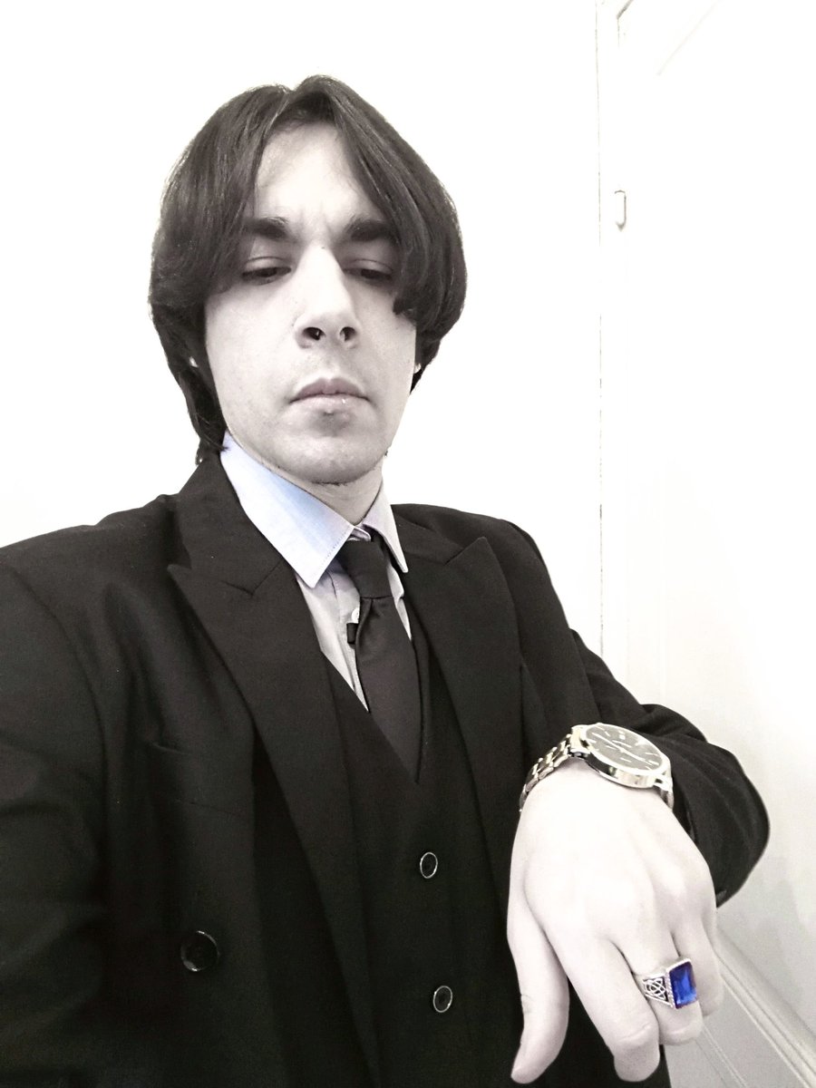 Ciel_PthWindsor's tweet image. His Royal Highness the young Christ Prince and English Earl Maxwell/Ciel/James Christ-Mitford spends the day at his mansion enjoying tea and reading the newspaper in his grand drawing room decorated with gold, wood, porcelain and fine crystals #youngmodel