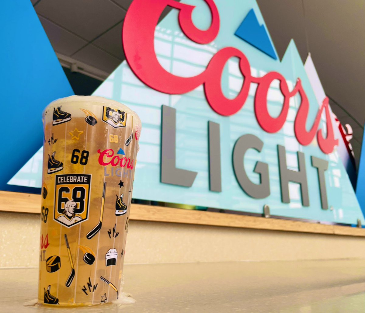 In honor of <a href="/68Jagr/">Jaromir Jagr</a> getting raised to the rafters - if you’re coming to todays <a href="/penguins/">Pittsburgh Penguins</a> game raise up a cold <a href="/CoorsLight/">Coors Light</a> beer in our souvenir Jaromir Jagr cup! Available anywhere draft beer is sold! #LetsGoPens