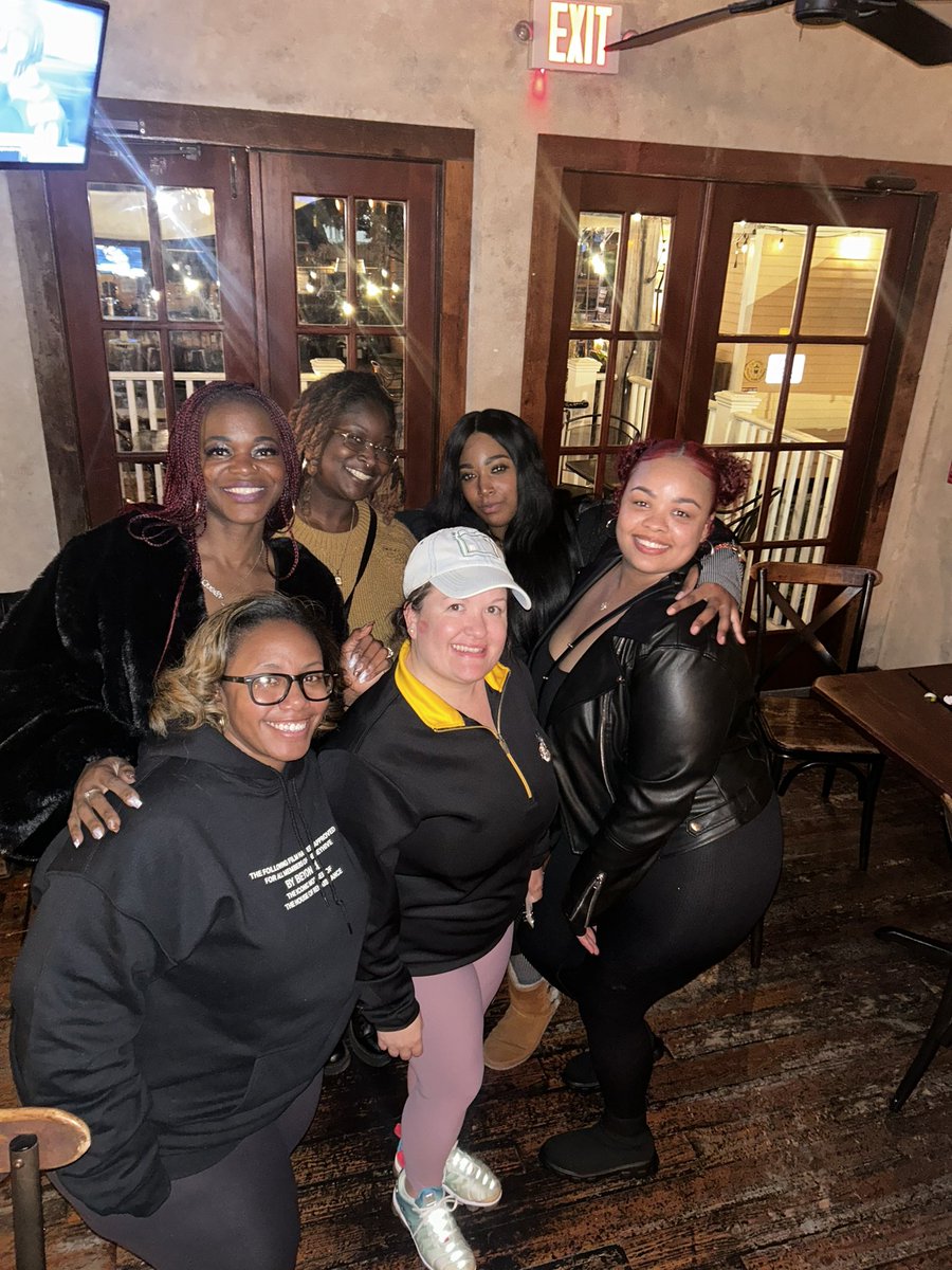 JuicysaidDat's tweet image. Big shout out to these ladies. A time was definitely had last night!!!! I didn’t even make it to the 3rd stop 😭😭 #3for3 #thisis33 
@AngieWorldOrder @YesICandice @EmGotchu504 @_TeflonVon @_BriaPlease
