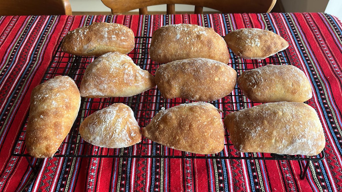 BreadClub20 https://www.facebook.com/groups/20833 tweet media