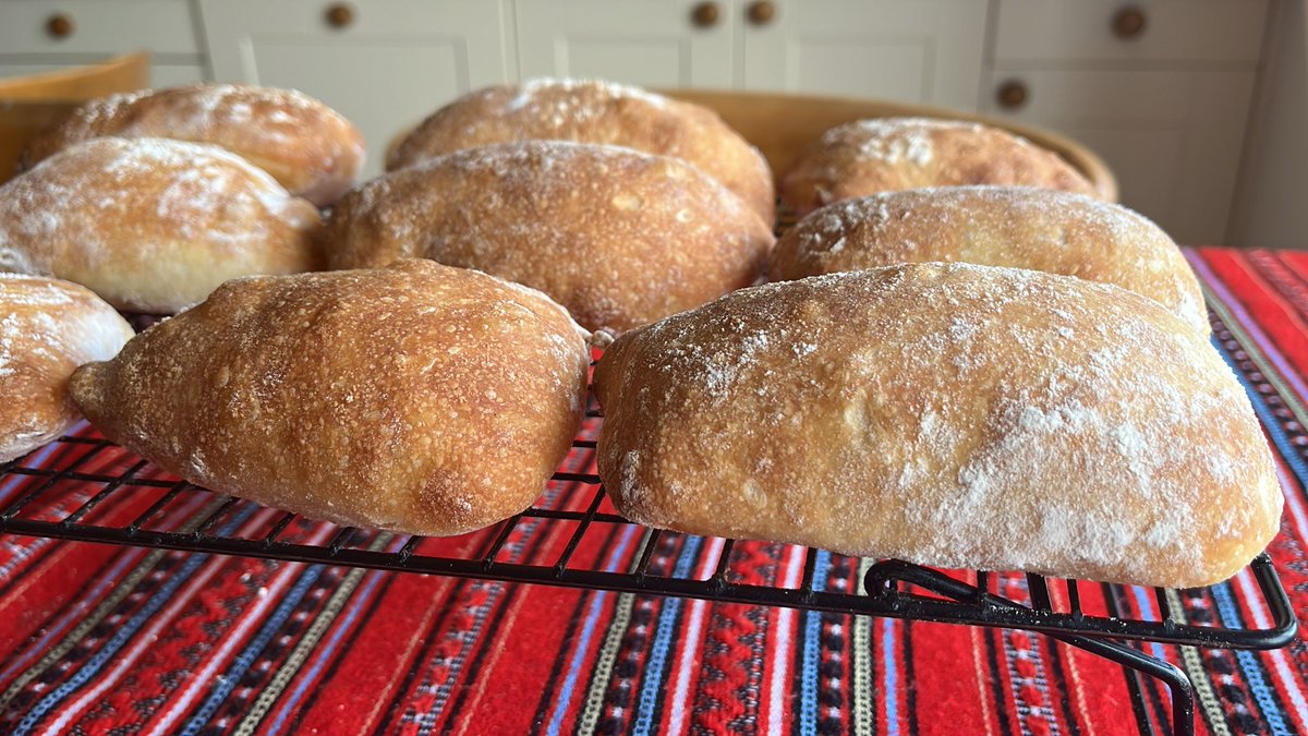 BreadClub20 https://www.facebook.com/groups/20833 tweet media