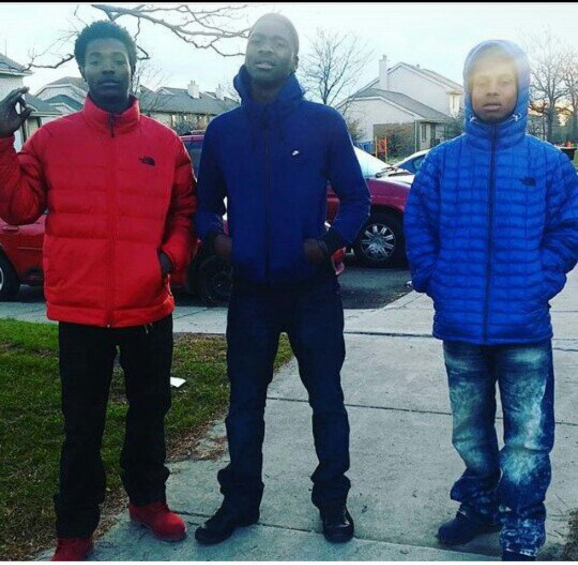 RealRonnyBlaze_'s tweet photo. PEOPLE COME AND GO OUT YOUR LIFE ALL THE TIME, BUT REAL BROTHA STAY TOGETHER 4OEVA 🖤🤞🏾💯 @ProjectBoyTone @___javon @IDOITFORKAVON_ https://t.co/cTMEaqak2K