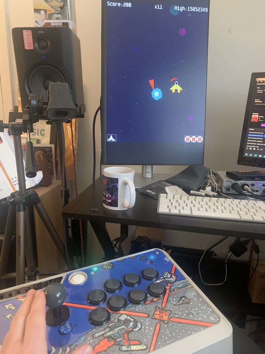 ScowshMolosh's tweet photo. I entered the @shmupdb giveaway comp for ‘Always Surrender’ but as I looked at the steam page I couldn’t wait &amp; got straight on it. Very (very) addictive scoring shmup - but I keep losing out on score as I refuse to surrender 😅 @Jonster @TheCovertSheep #shmup #stg https://t.co/obabVuzZhG
