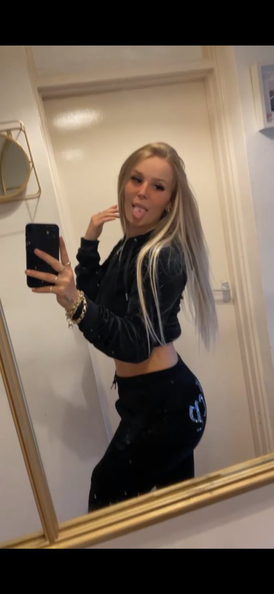 LibbyMarie19xx's tweet photo. FREAKY SH*T ON MY OTHER PAGE😳😉 SALE JUST FOR YOU👀 CUM SEE🔥 

https://t.co/AwXbdVQ1KW https://t.co/1YRryhB9O4