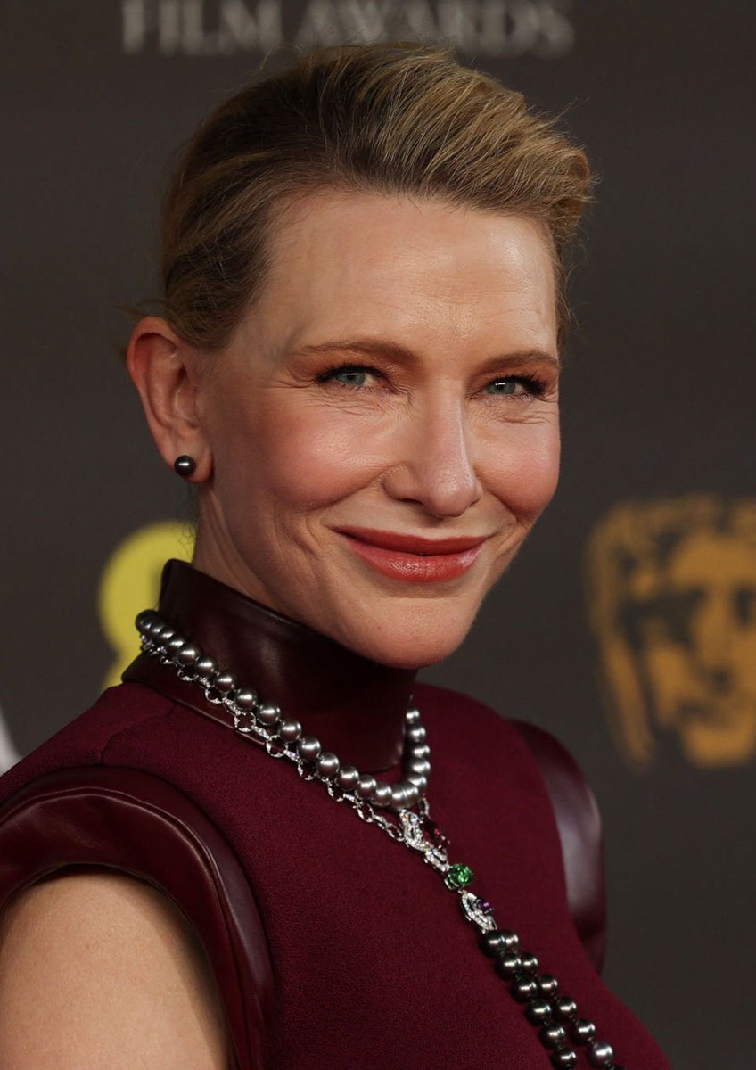 catesbabygirl's tweet photo. I love the lines on her face sm🥰 https://t.co/JTySOIMe9X