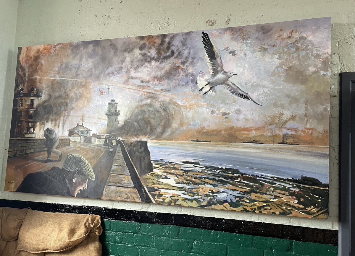 CheekyFireGirl's tweet image. Yesterday I visited the house my Grandma grew up in. I learned that she witnessed the #Bombardment of #Hartlepool in 1914 and hid in a neighbour’s cellar. Very unexpectedly emotional trip. Her house is in the first photo.