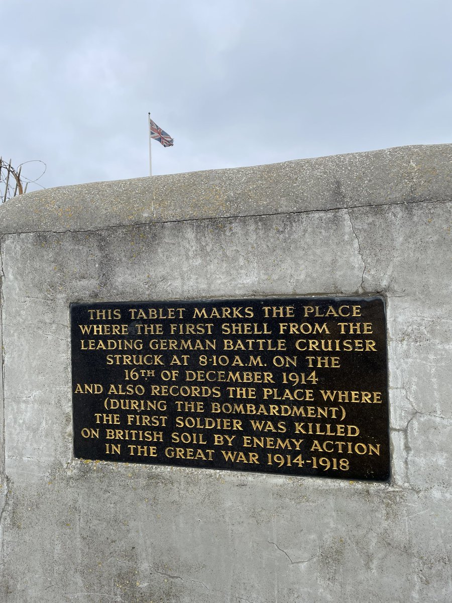 CheekyFireGirl's tweet image. Yesterday I visited the house my Grandma grew up in. I learned that she witnessed the #Bombardment of #Hartlepool in 1914 and hid in a neighbour’s cellar. Very unexpectedly emotional trip. Her house is in the first photo.