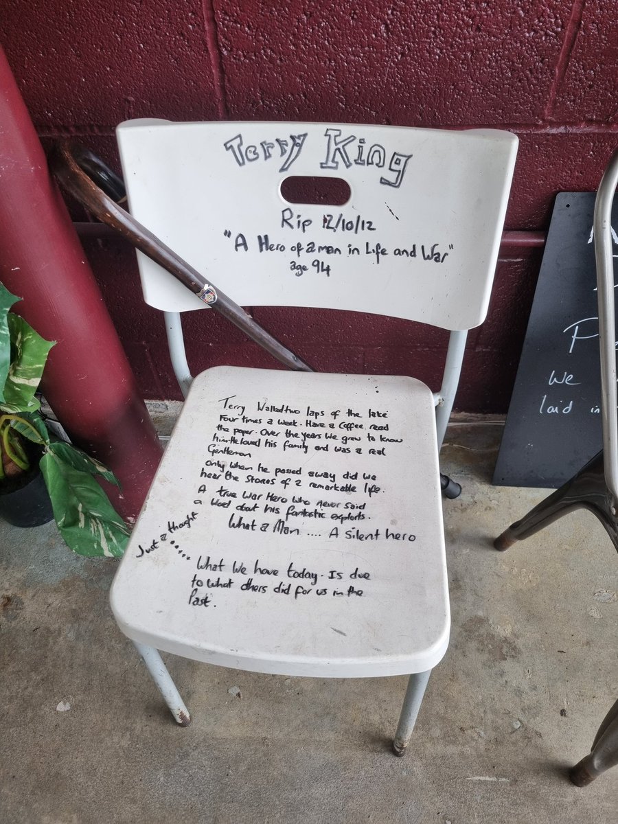 Came across this, this morning!
Loved the last bit.

'What we have today is due to what others did for us in the past'.
#inmemory #roathpark #cafe #cafe #warhero #silenthero #begrateful #makethemostoflife