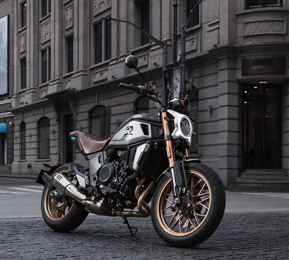 HectorCastlee's tweet photo. 5. CF MOTO 700 CLX | Nooooo fkn bad https://t.co/6skx0yAbtK