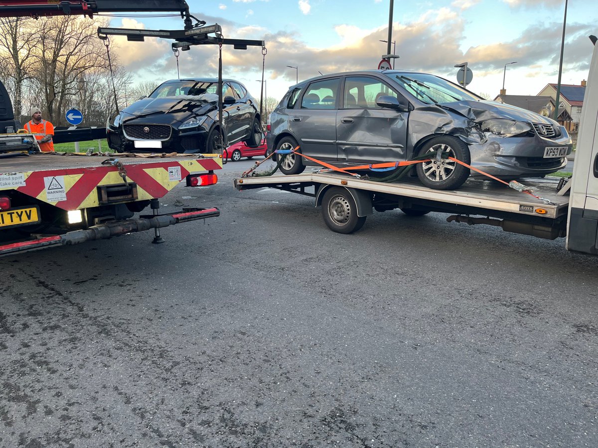 That's two LOS vehicles on their way to Charlton Car Pound. One on its way to for forensics due information received about the vehicle. Paperwork completed, back out onto patrols around the ward