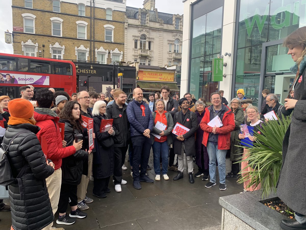 Fantastic turnout today for our @GMBPoliticsLDN Super Sunday campaign day with @hilarybennmp @labour4europe and friends from all over @LondonLabour - it's time for change in Kensington & Bayswater, and in the country.