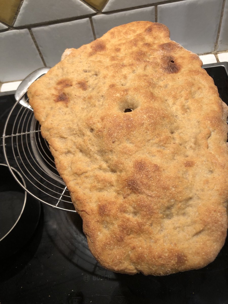 curvedway's tweet photo. #Georgian #Sourdough #Lavash #Bread
#T65 + #T80 + #Russello Bio https://t.co/ijH68iYbLa