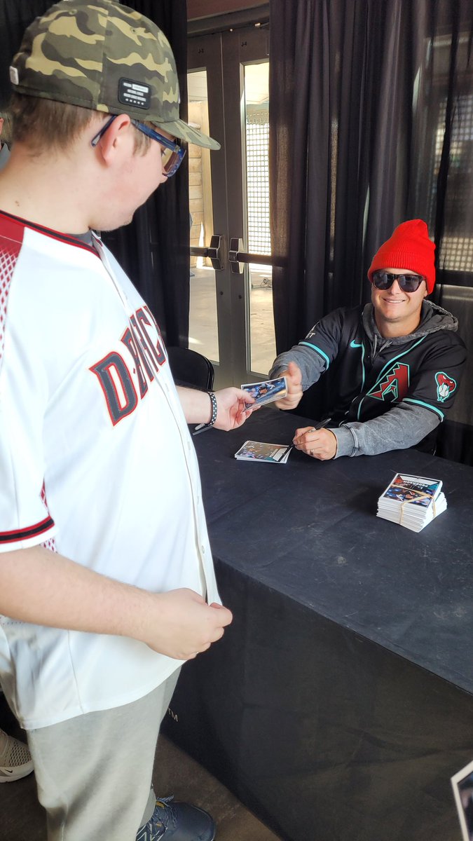 Welcome to the Arizona Diamondbacks Joc Pedersen. @abc15 @MLBNetwork @Dbacks @ArizonaTourism #Diamondbacks #baseball