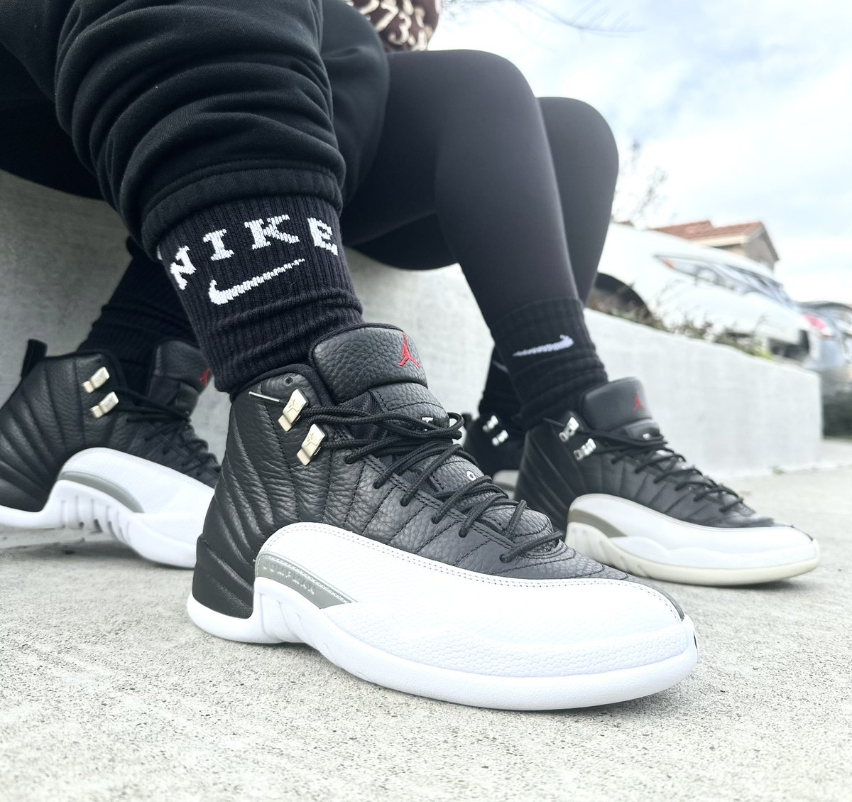 shilohnsam's tweet photo. Day 17 MJ’s birthday🎉🥳
@JerLisa_Nicole  having a family lost but imma still pop in and support when i can .. me and my wife had to with the playoffs for @bhmkotd @bhmkotd2024 #snkrliveheatingup #solecollectors #snkrskickcheck #sneakerhead #sneakerfreakerfam https://t.co/u3zQdcCEa1