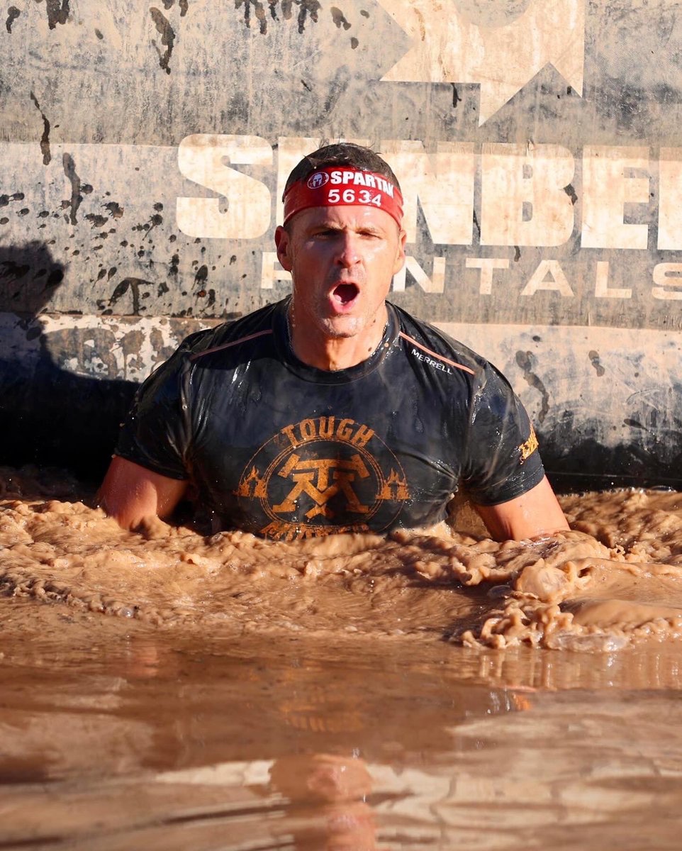 paultenhaken's tweet photo. Fun weekend of racing in the desert!🌵 Someday I’ll be too old for this foolishness. 
.
.
But not today!
.
#SpartanRace #obstaclecourseracing #fitness https://t.co/ZURvFFW5h6