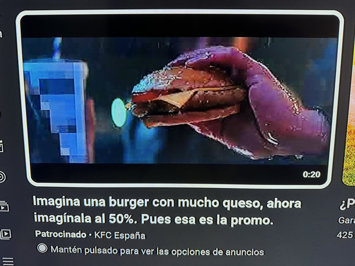 Mendez's tweet photo. El eslogan reza así: “Imagina una burguer con mucho queso, ahora imagínala al 50%. Pues esa es la promo”

🤔 la promo es la mitad de una hamburguesa? @KFC_ES https://t.co/XqTY7WKud0