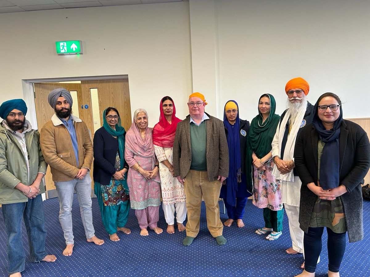 John Tizard (@johntizard) on Twitter photo Thank you <a href="/GngLuton/">Guru Nanak Gurdwara Luton</a> my visit today. I was pleased to have the opportunity to discuss policing and my candidacy for Bedfordshire Police and Crime Commissioner. I am determined that policing must address the issues raised today. I promise to return regularly if elected. Thank you <a href="/GngLuton/">Guru Nanak Gurdwara Luton</a> my visit today. I was pleased to have the opportunity to discuss policing and my candidacy for Bedfordshire Police and Crime Commissioner. I am determined that policing must address the issues raised today. I promise to return regularly if elected.