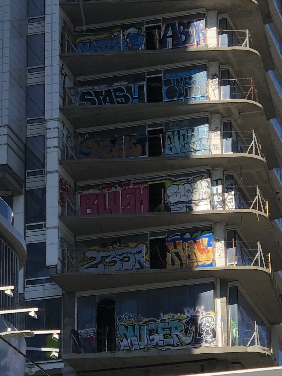 Sanro55's tweet image. En cuanto tiempo habrán hecho todo esto?
🏙️ 
#edificios #edificiosabandonados #graffiti #granciudad #fotos #fotodeldia #fotografia #fotografo #pic #picoftheday #picture #pictureoftheday #photo #photography #PhotoOfTheWeek #photooftheday #photographers #dtla #bigcity