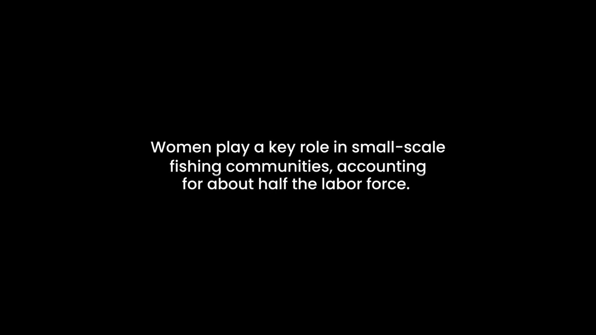 EDFOceans's tweet photo. Many #BlueFood systems depend on women. Policymakers must support initiatives that empower women to transform their communities from within. #PortraitsOfChange #AquaticFoods

Hear the stories of small-scale fishers at https://t.co/oljKI6qbFC https://t.co/262Fw3DaeV