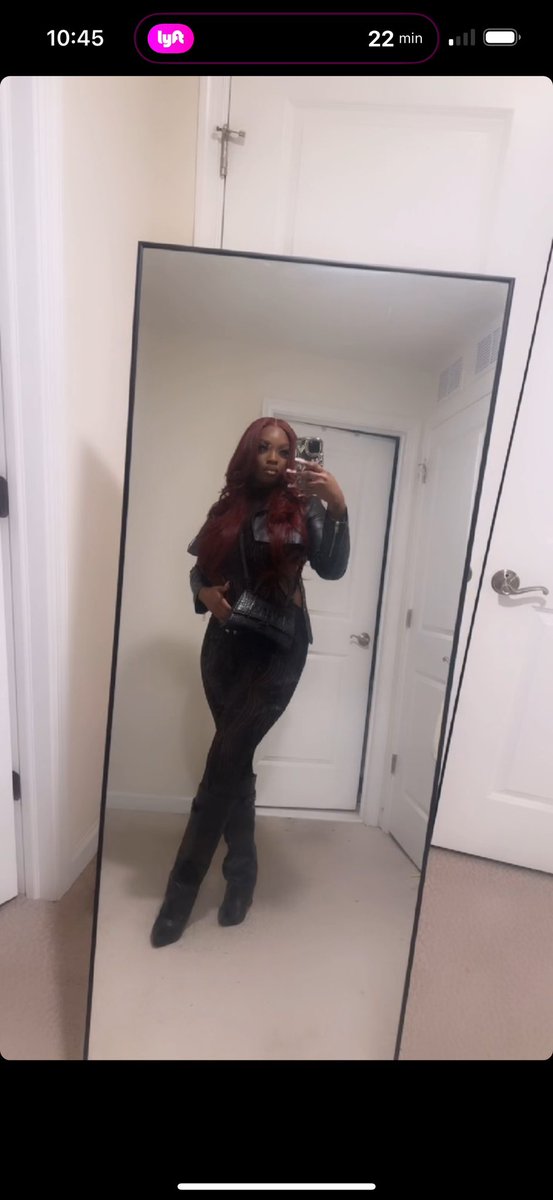 __xoxoBELLA's tweet photo. #stillher💋 https://t.co/g2orQ6kKaG